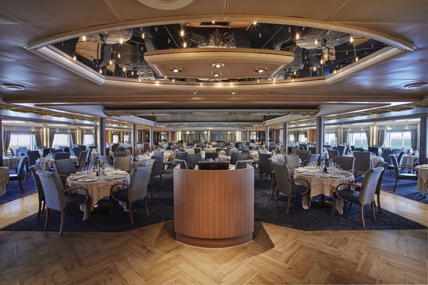 Silversea Cruises Silver Wind The Restaurant 2 ©Silversea Cruises Ltd.jpg